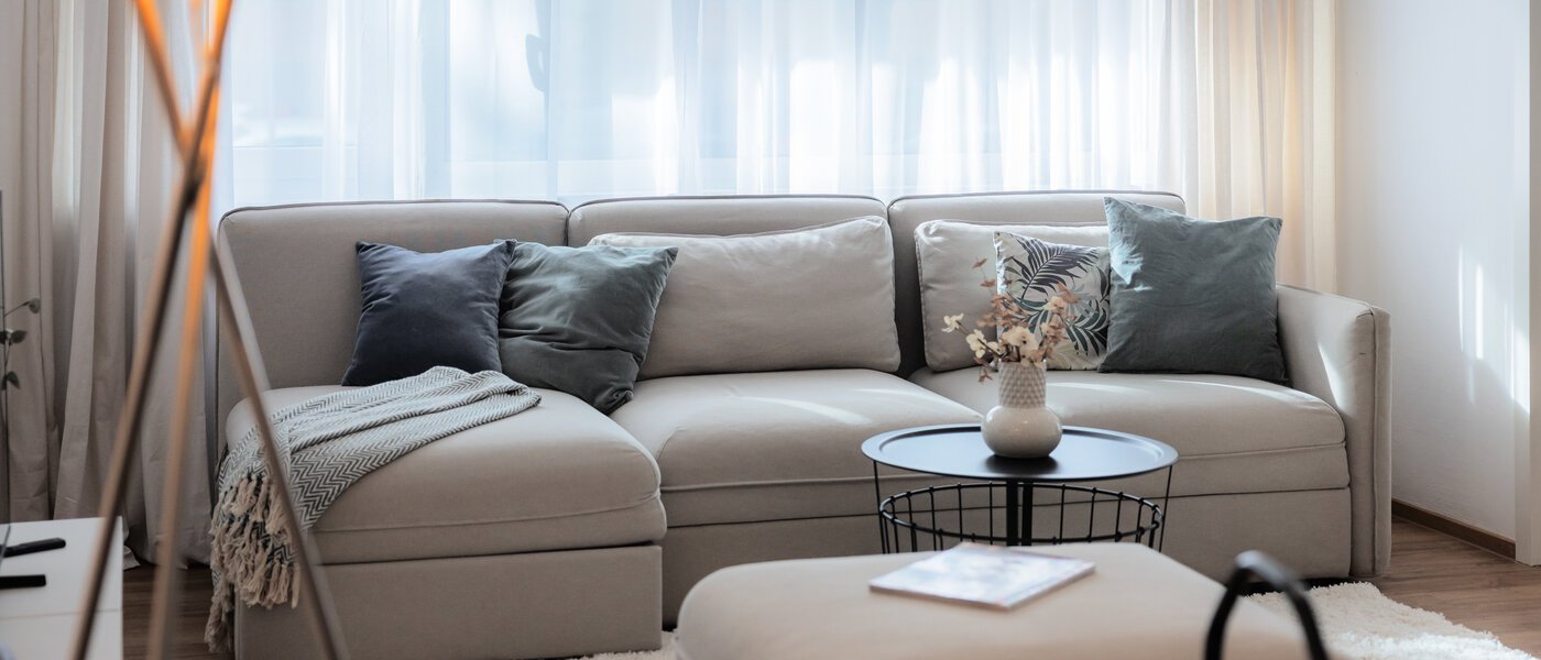 apartment München Schwabing-West (rund um den Bonner Platz) 02 living room 11020