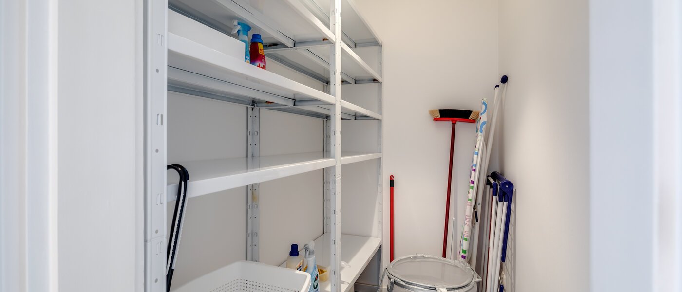 apartment München Schwabing (links der Leopoldstraße) 01 storage room 11029