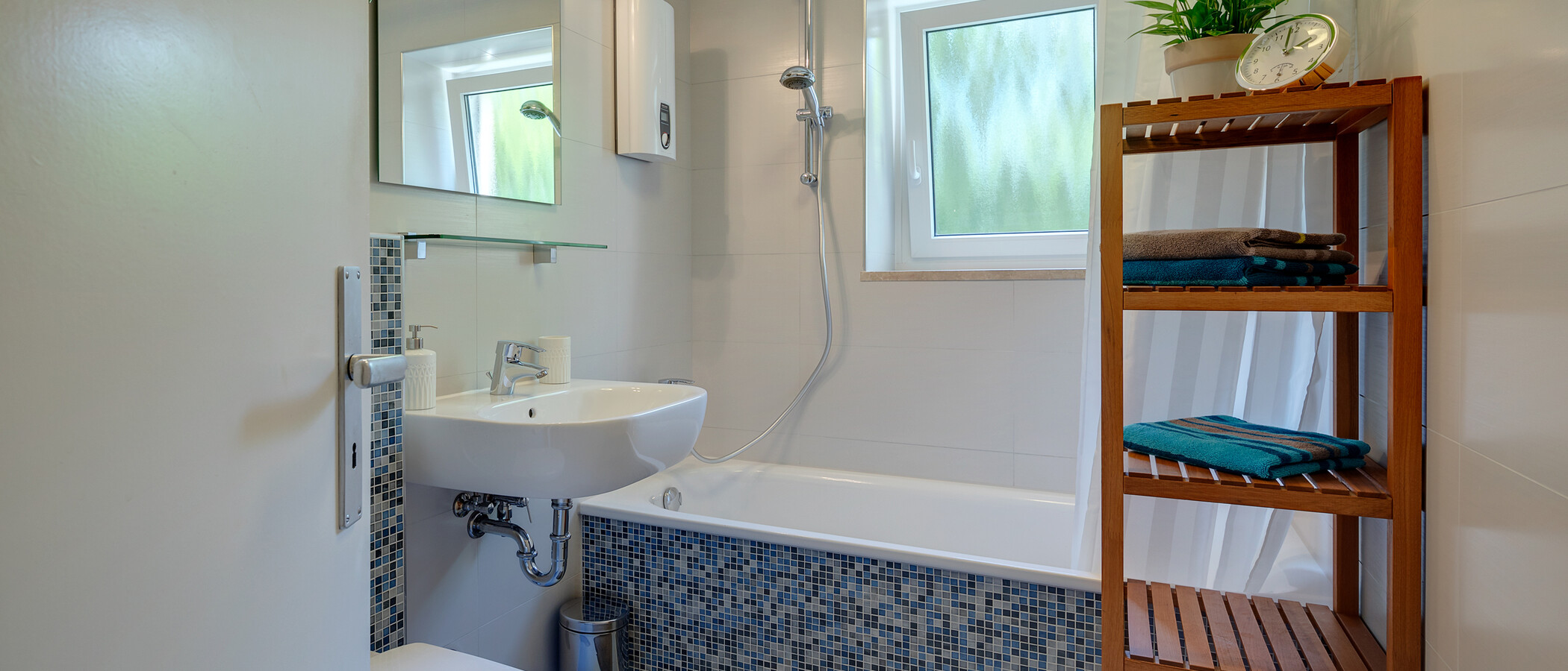 apartment München Parkstadt Bogenhausen 01 bathroom 11037
