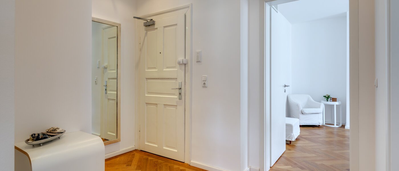 apartment München Neuhausen 02 hall 11045