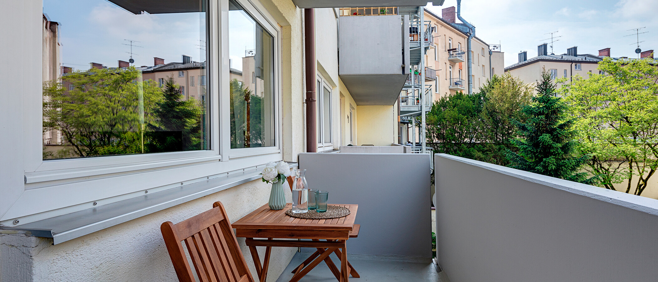 apartment München Isarvorstadt 01 balcony 11049