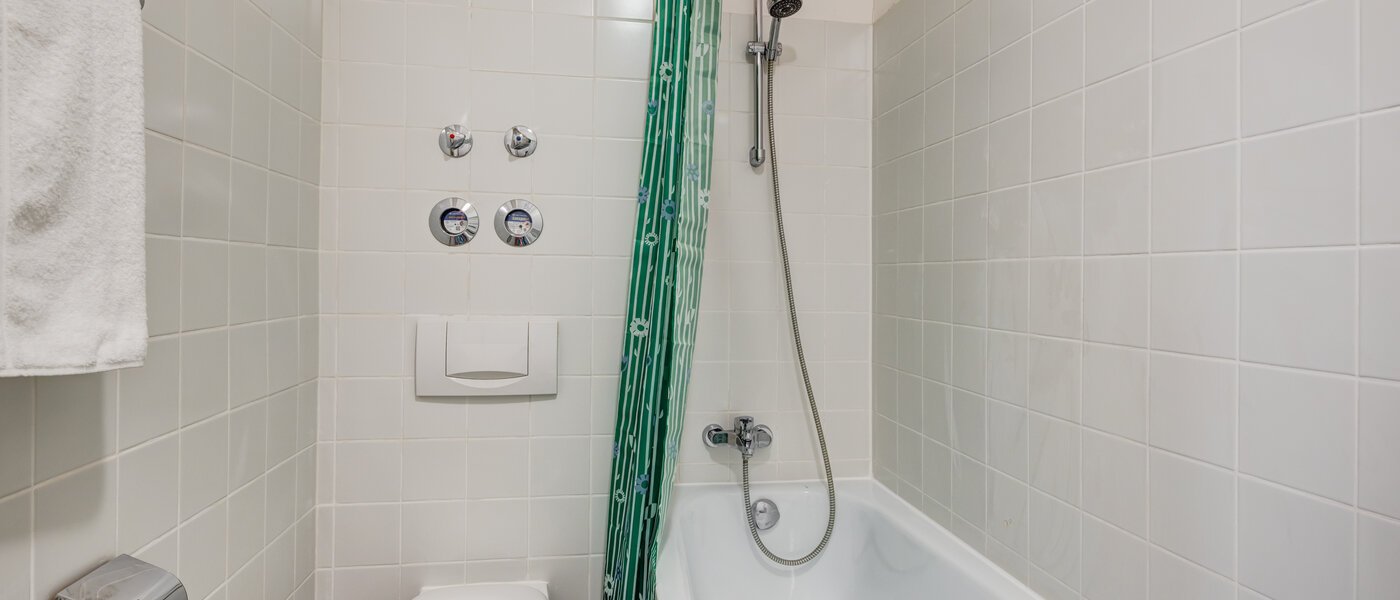 apartment München Au 03 bathroom 11062