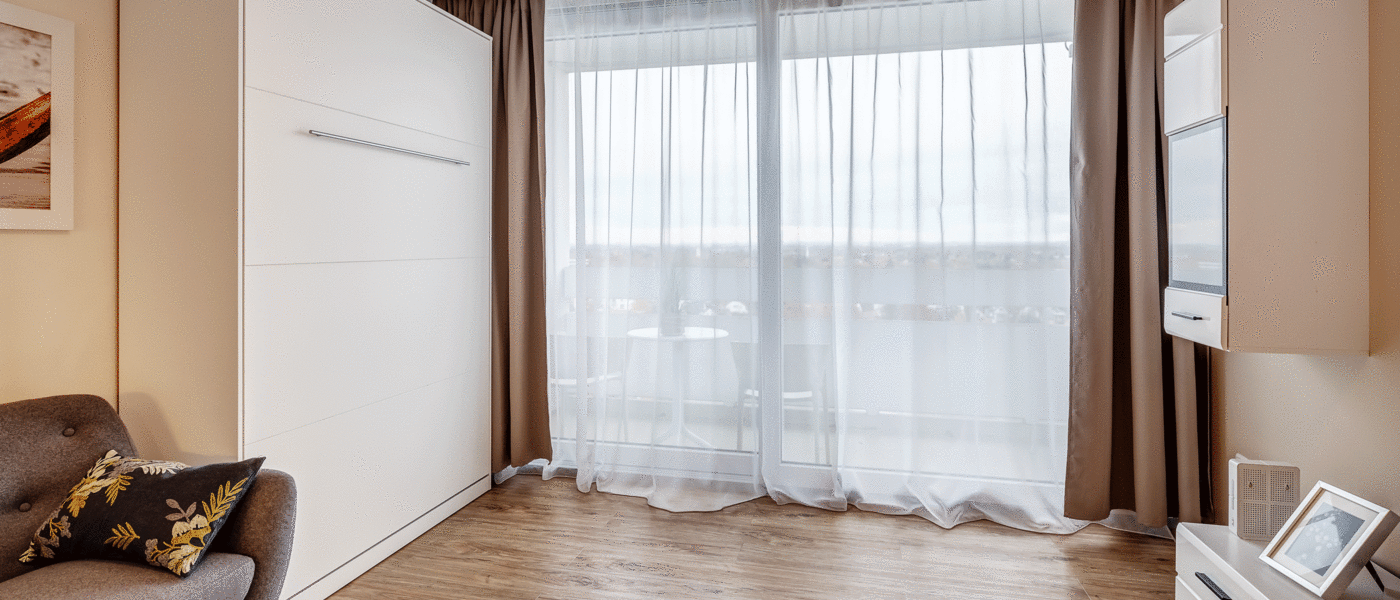 apartment München Arabellapark 01 sleeping area 11073