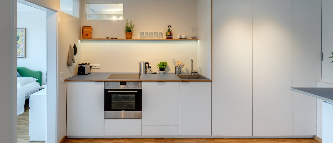 roof terrace apartment München Bogenhausen 02 kitchen 11076