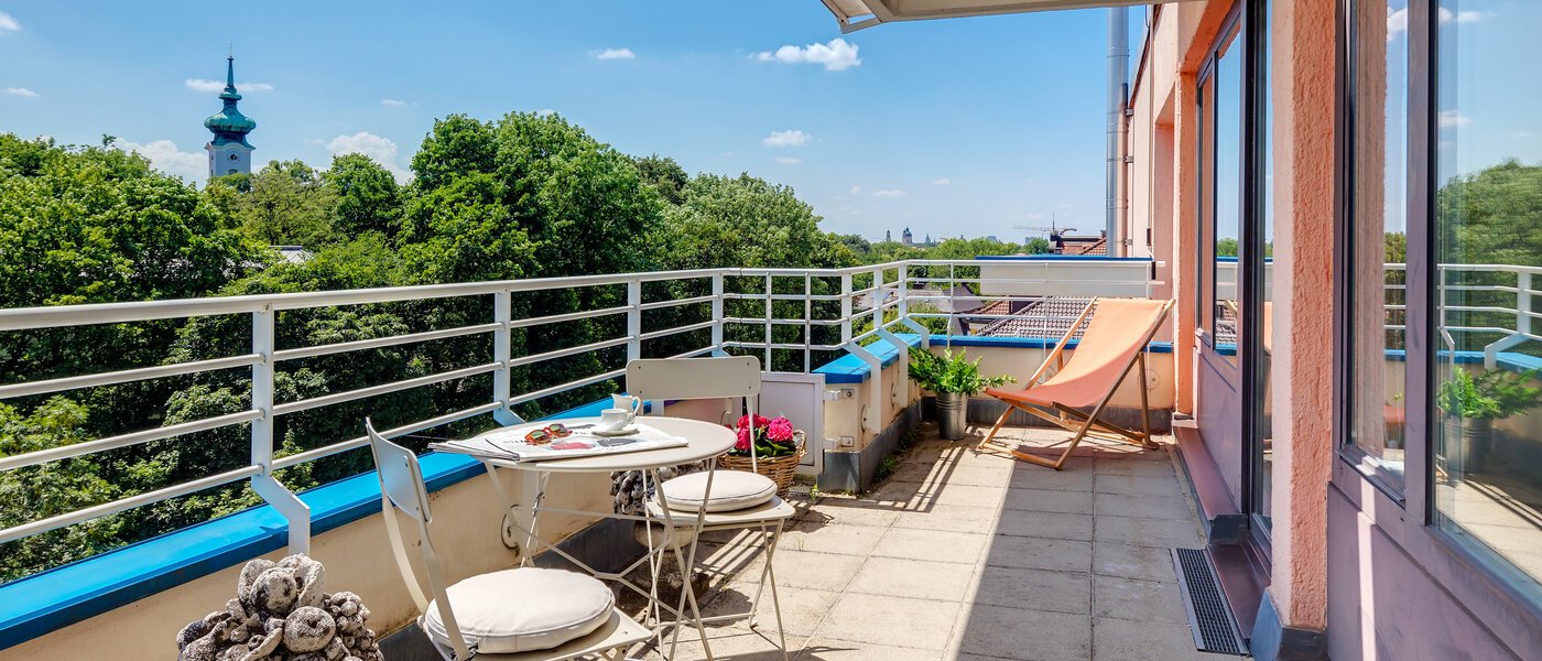 roof terrace apartment München Bogenhausen 01 terrace 11076