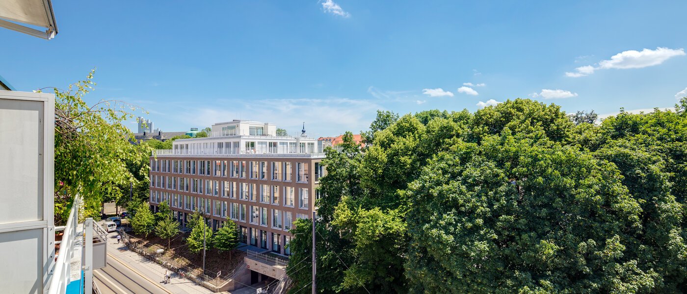 roof terrace apartment München Bogenhausen 02 view 11076