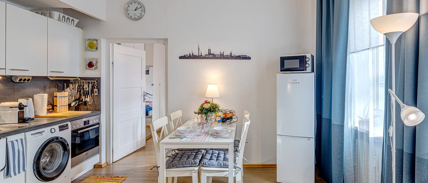 apartment München Lehel 03 living area 11085