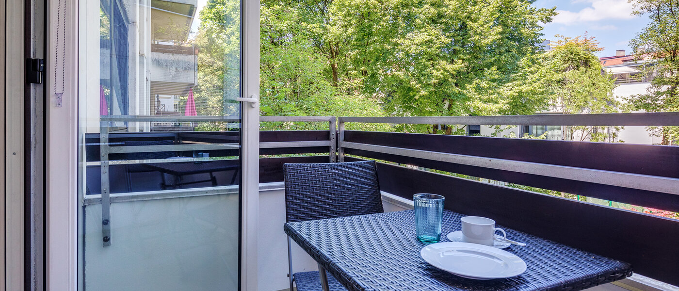 apartment München Au 02 balcony 11089