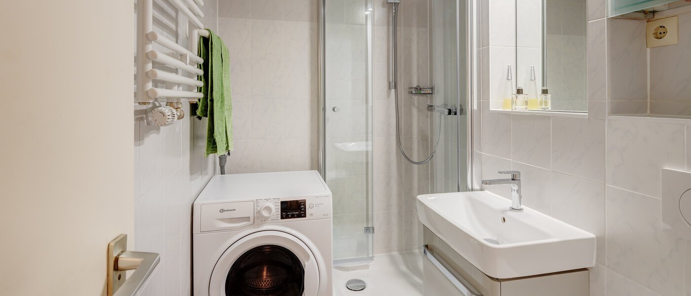 apartment München Au 01 bathroom 11090