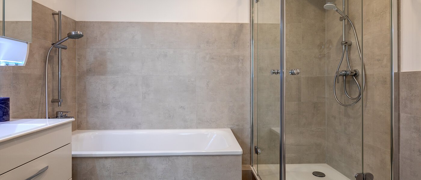 apartment München Maxvorstadt 01 bathroom 11124