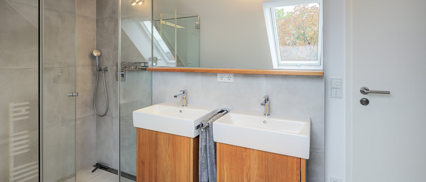 maisonette München Pasing 02 2. bathroom 11136