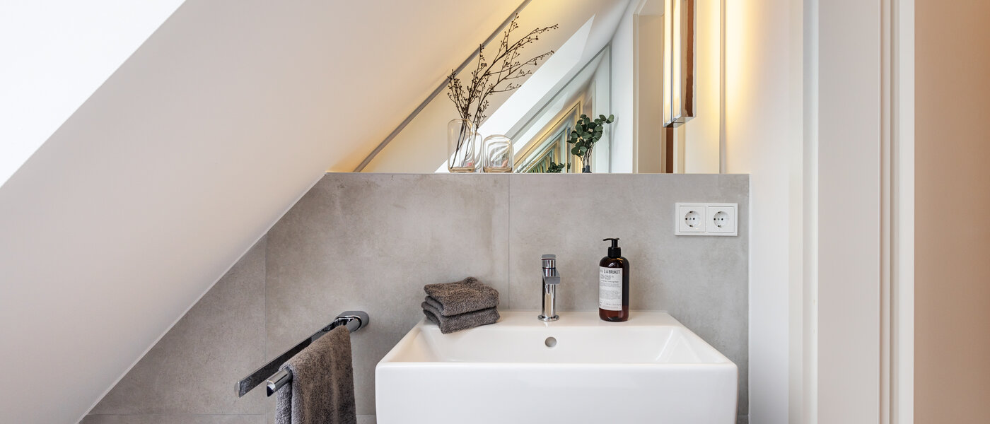 maisonette München Pasing 01 separate toilet 11136