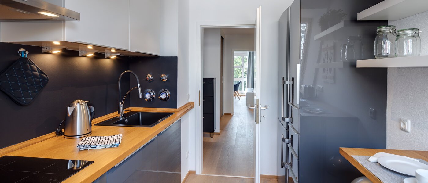 apartment München Schwabing 04 kitchen 11155