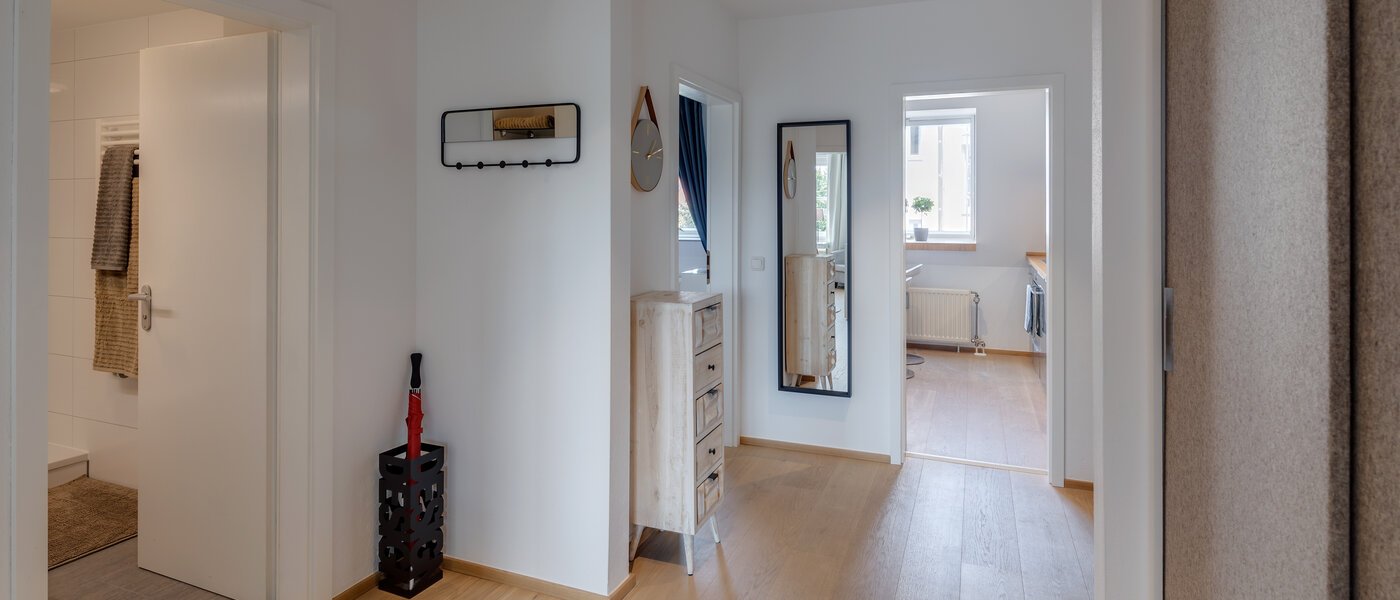 apartment München Schwabing 02 hall 11155