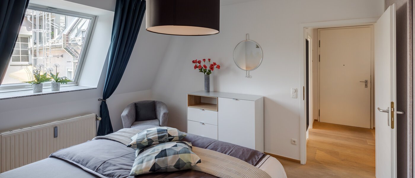 apartment München Schwabing 03 bedroom 11155