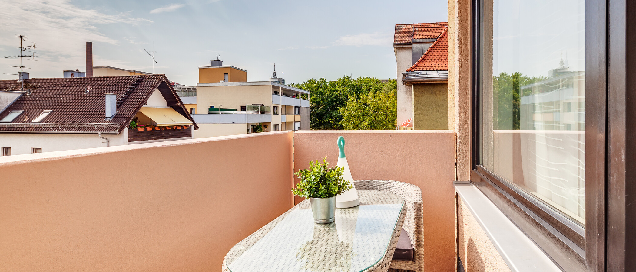 apartment München Neuhausen 02 balcony 11167
