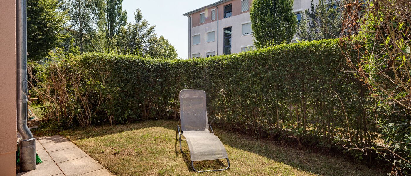 apartment München Bogenhausen 01 garden 11173