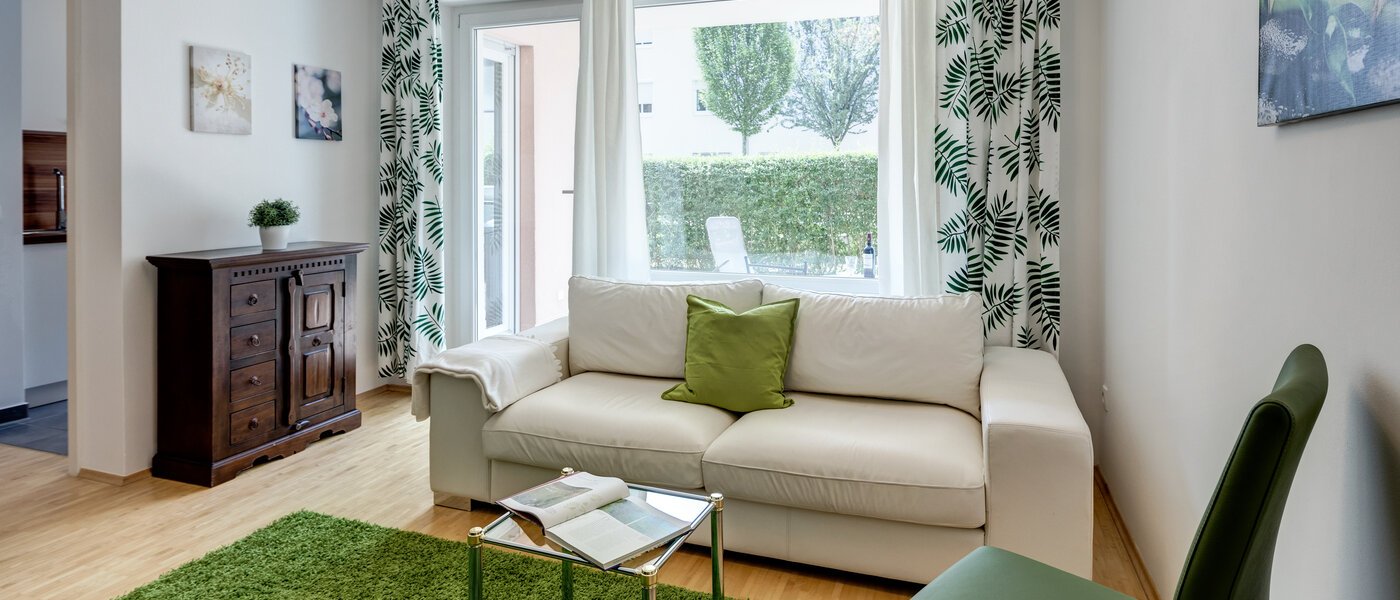 apartment München Bogenhausen 02 living area 11173