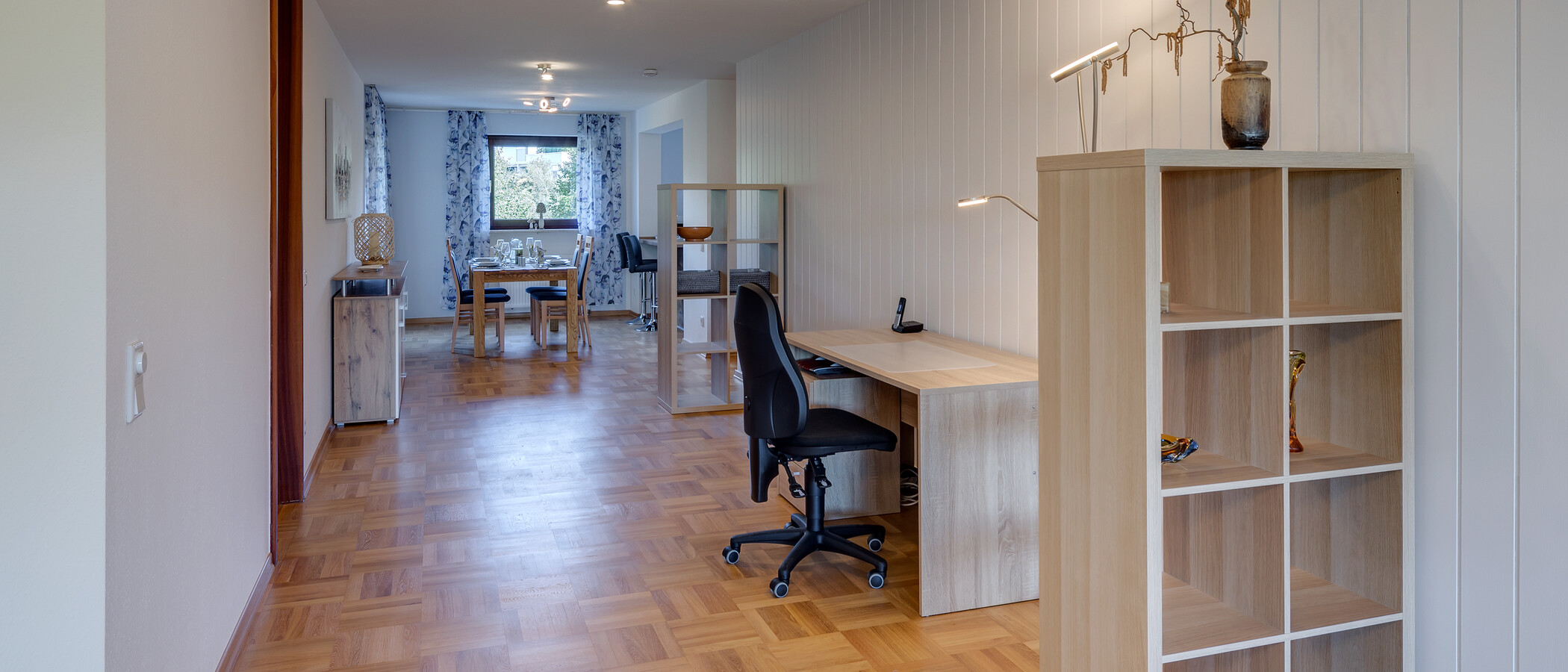 apartment München Schwabing-West 02 work area 11193