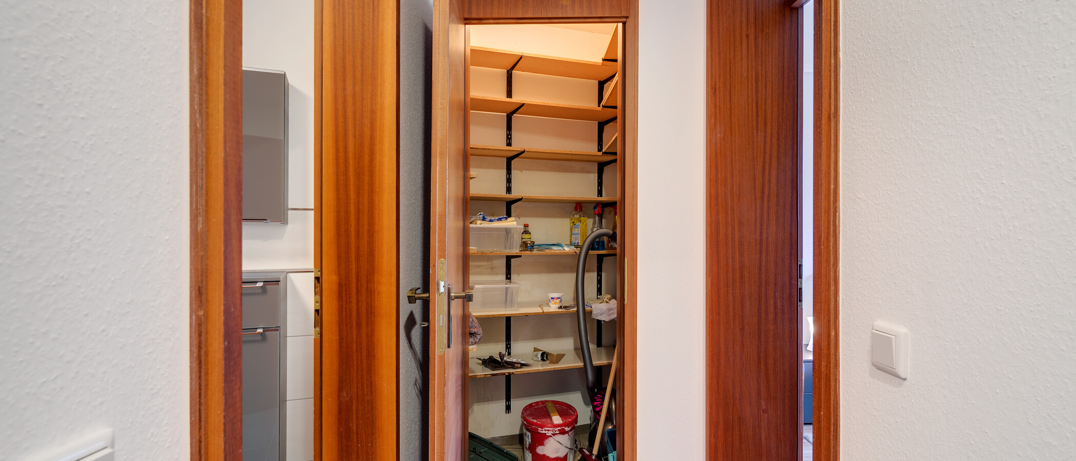 apartment München Schwabing-West 01 storage room 11193