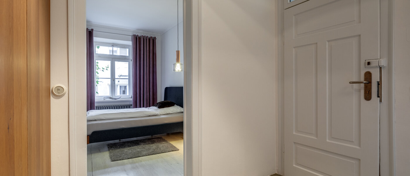 apartment München Westend 02 hall 11194