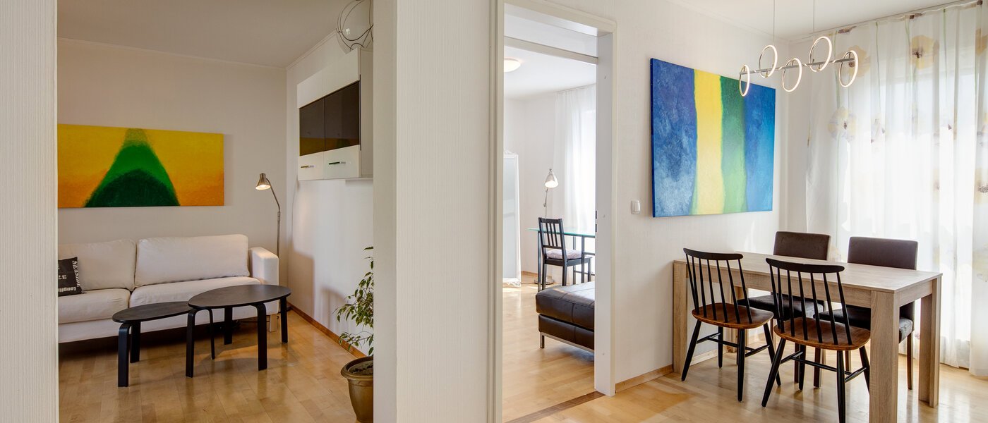 apartment München Westkreuz 02 dining room 11201