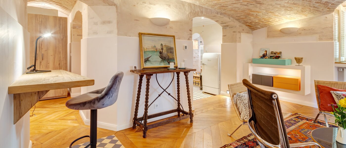 apartment München Neuhausen 03 living room 11204