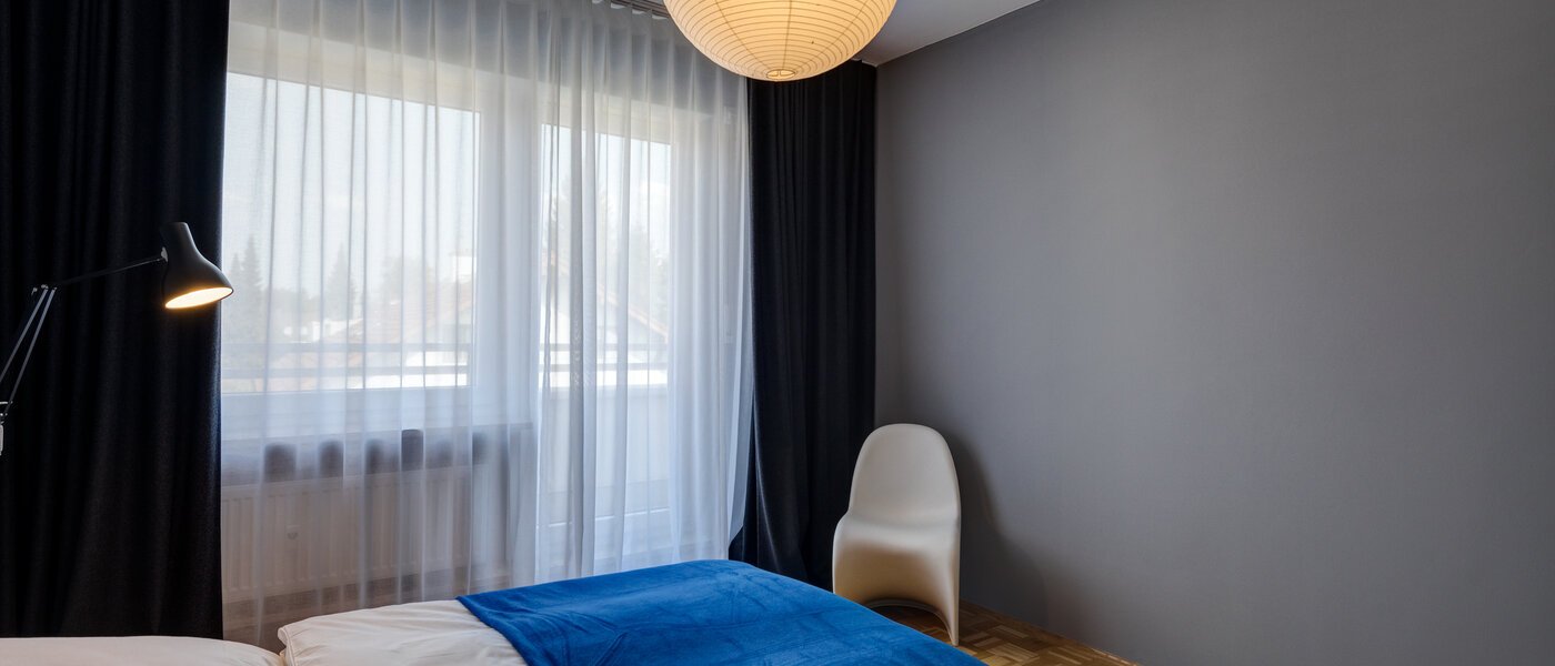 roof terrace apartment München Fasangarten 02 bedroom 11218