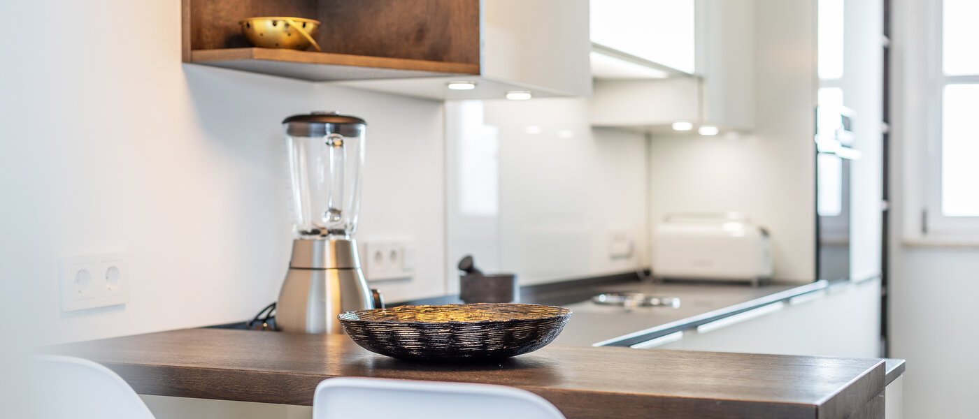 roof terrace apartment München Arabellapark 04 kitchen 11226