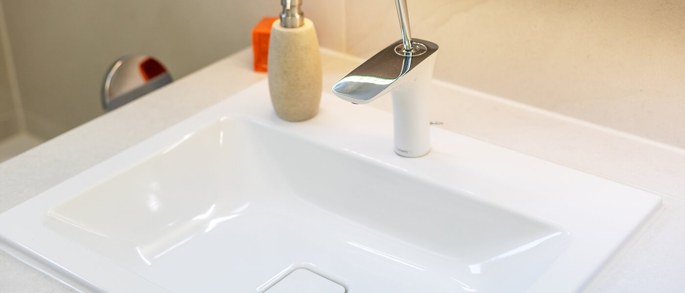 roof terrace apartment München Arabellapark 02 bathroom 11226