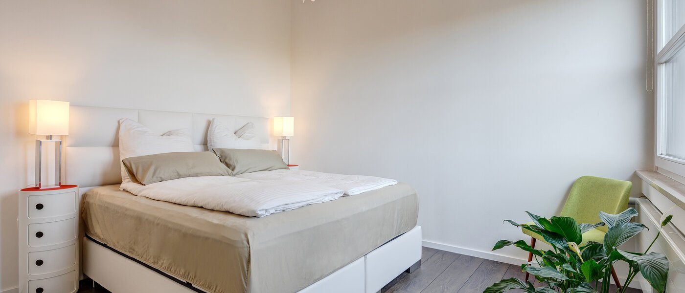 roof terrace apartment München Arabellapark 02 bedroom 11226