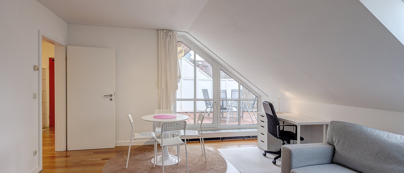 roof terrace apartment München Schwabing-Nord (zw. Leopoldstraße & Englischen Garten) 02 living area 11235