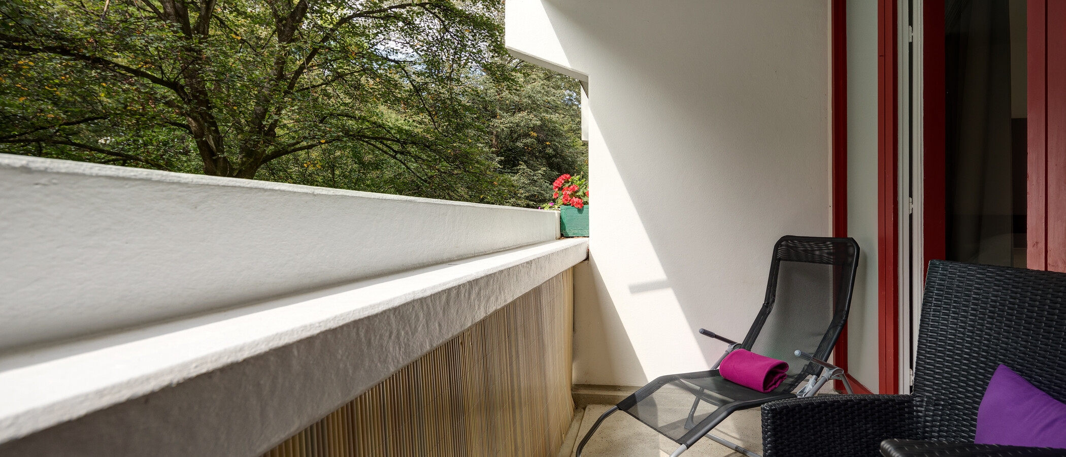 studio München Schwabing-West 01 balcony 11238