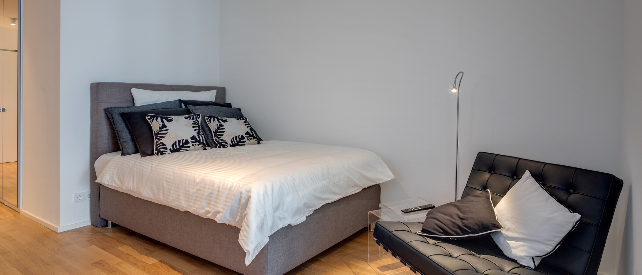 apartment München Schwabing (rechts der Leopoldstraße) 03 living area 11242