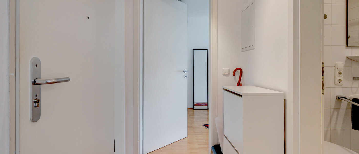 apartment München Neuhausen 02 hall 11252