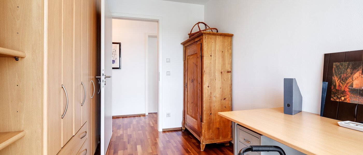 apartment München Parkstadt Solln 03 office 11253