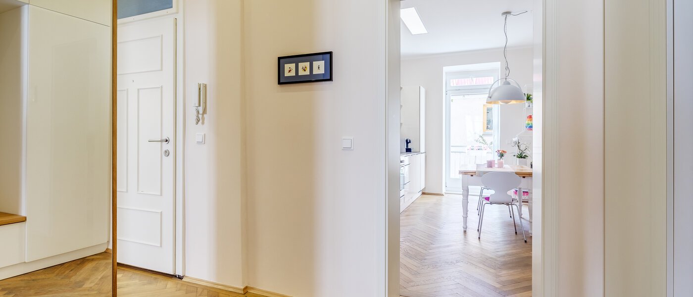 apartment München Glockenbachviertel 02 hall 11255