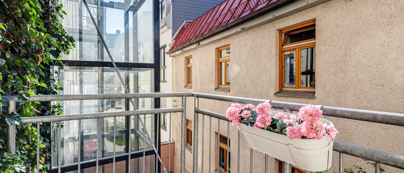 apartment München Glockenbachviertel 03 balcony 11255