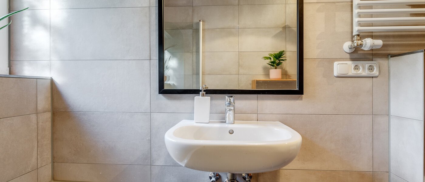 apartment München Parkstadt Bogenhausen 02 bathroom 11256