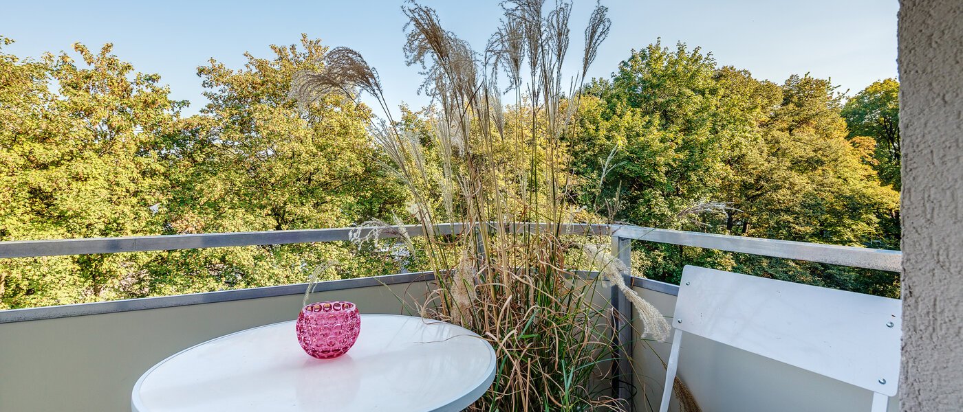 apartment München Parkstadt Bogenhausen 01 balcony 11256