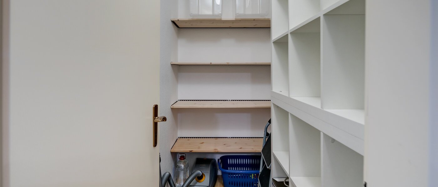 apartment München Obergiesing 01 storage room 11258