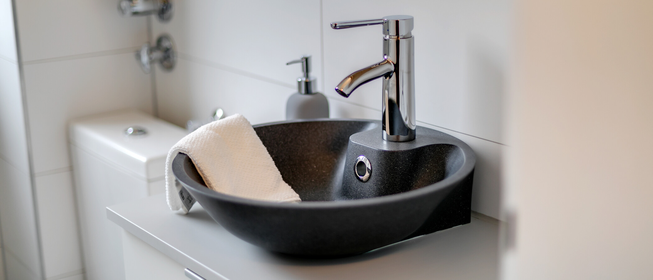 apartment München Neuhausen 02 bathroom 11266
