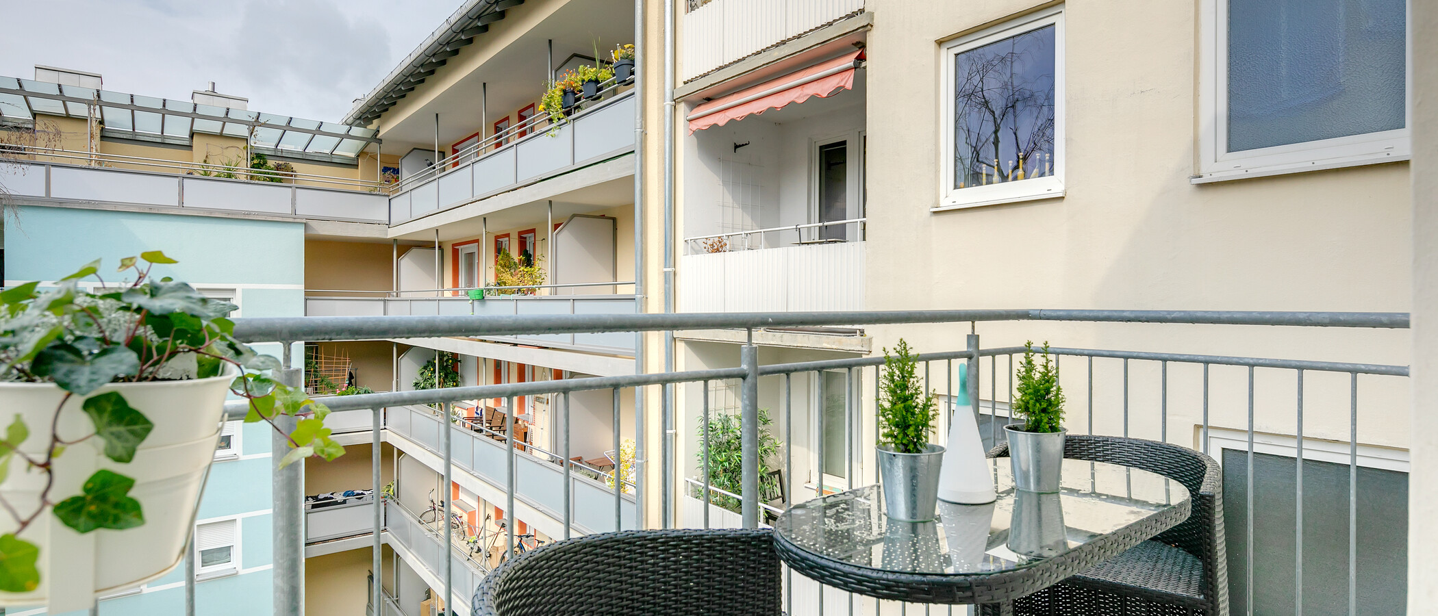 apartment München Neuhausen 02 balcony 11266