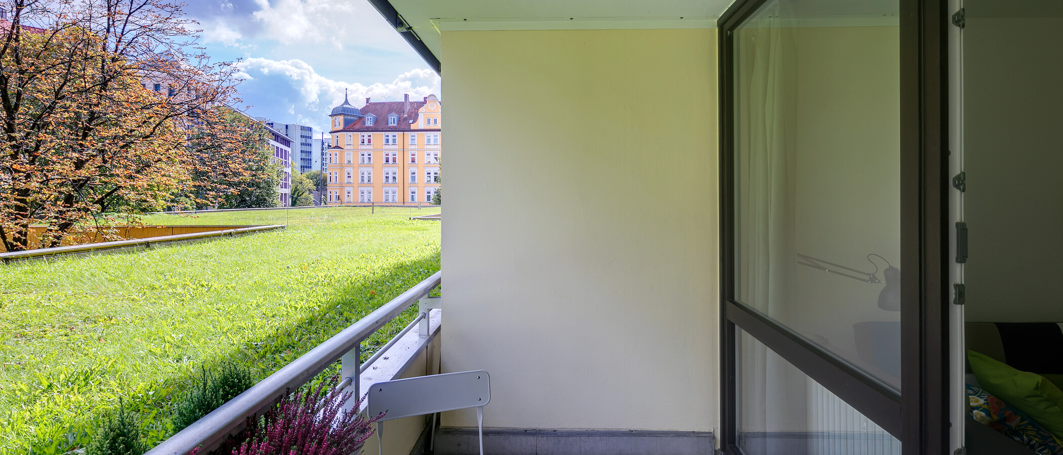 apartment München Haidhausen 02 balcony 11272