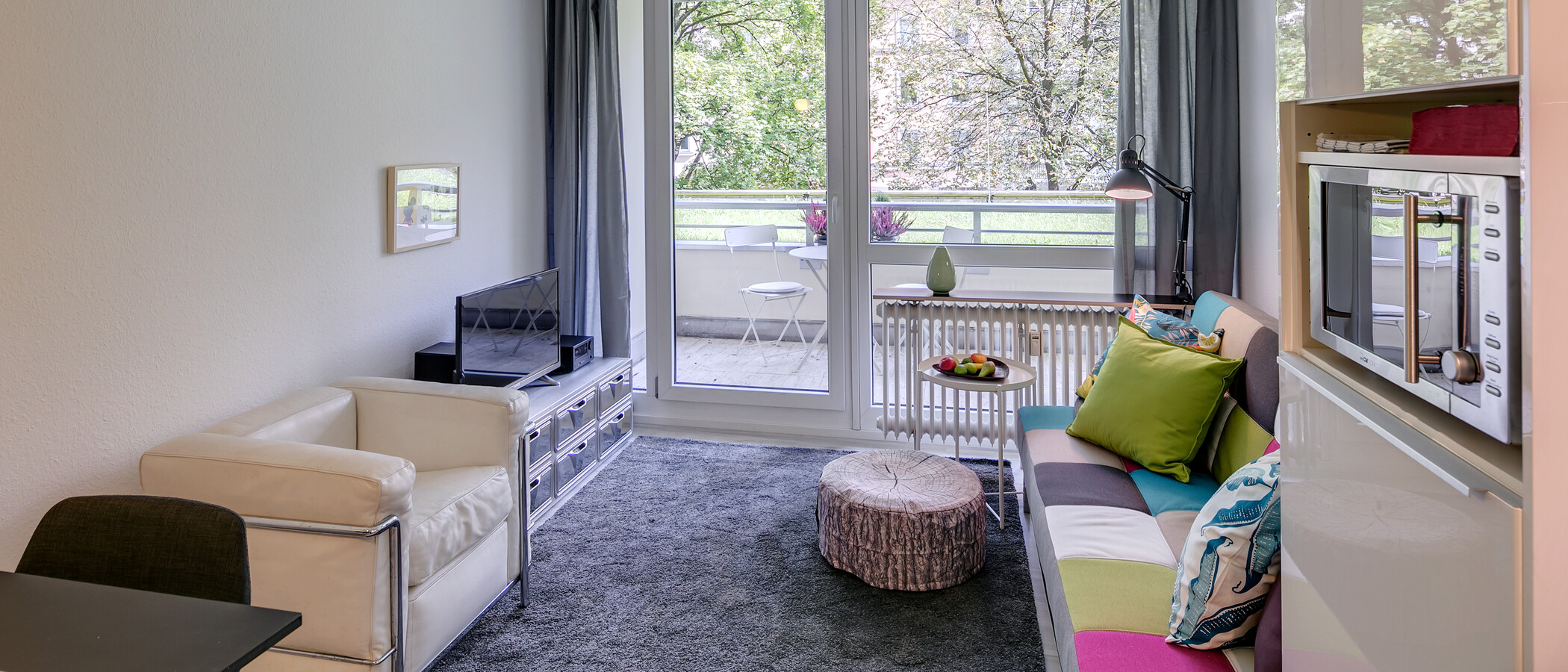 apartment München Haidhausen 03 living area 11272