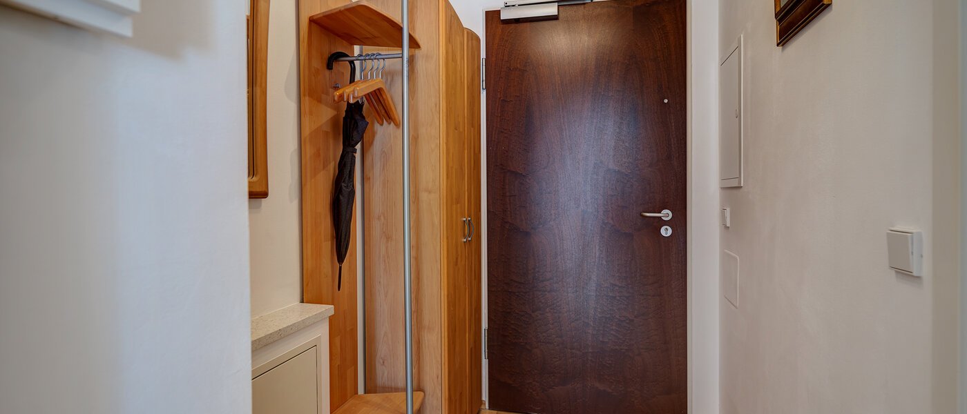 apartment München Glockenbachviertel 02 hall 11275