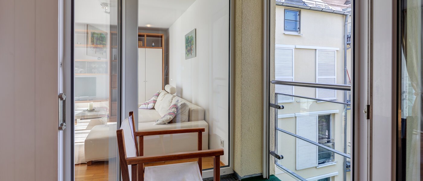 apartment München Glockenbachviertel 01 balcony 11275