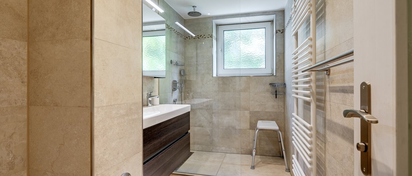 apartment München Parkstadt Bogenhausen 01 bathroom 11276