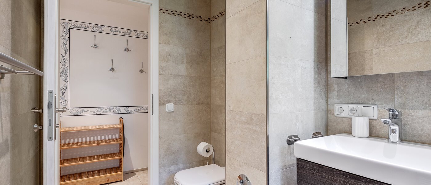 apartment München Parkstadt Bogenhausen 03 bathroom 11276