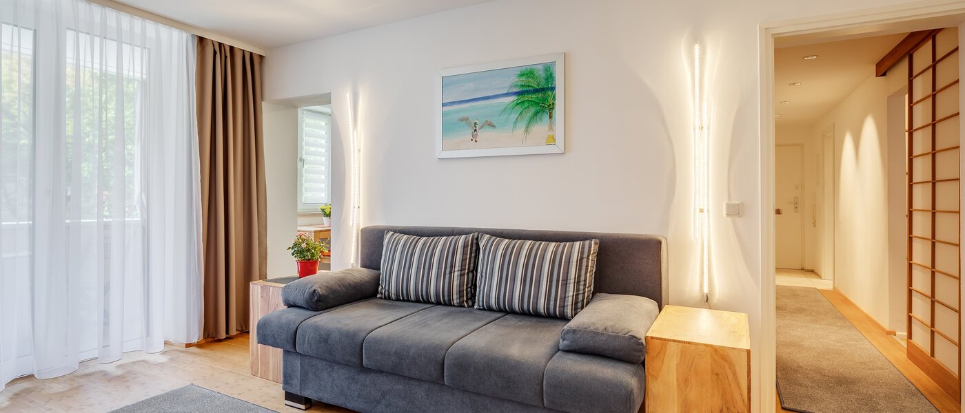 apartment München Parkstadt Bogenhausen 02 living area 11276